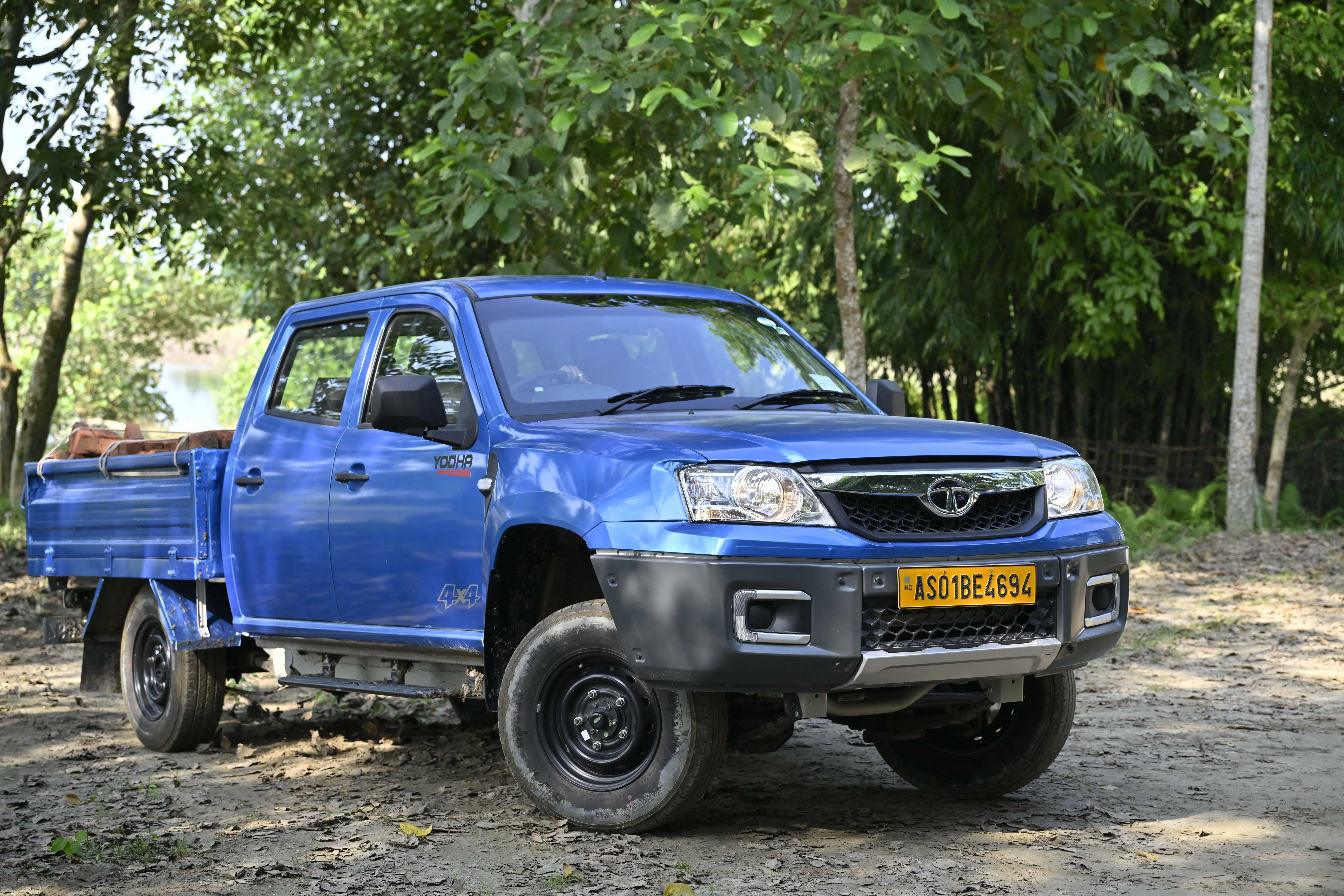 tata yodha crew cab 4x4